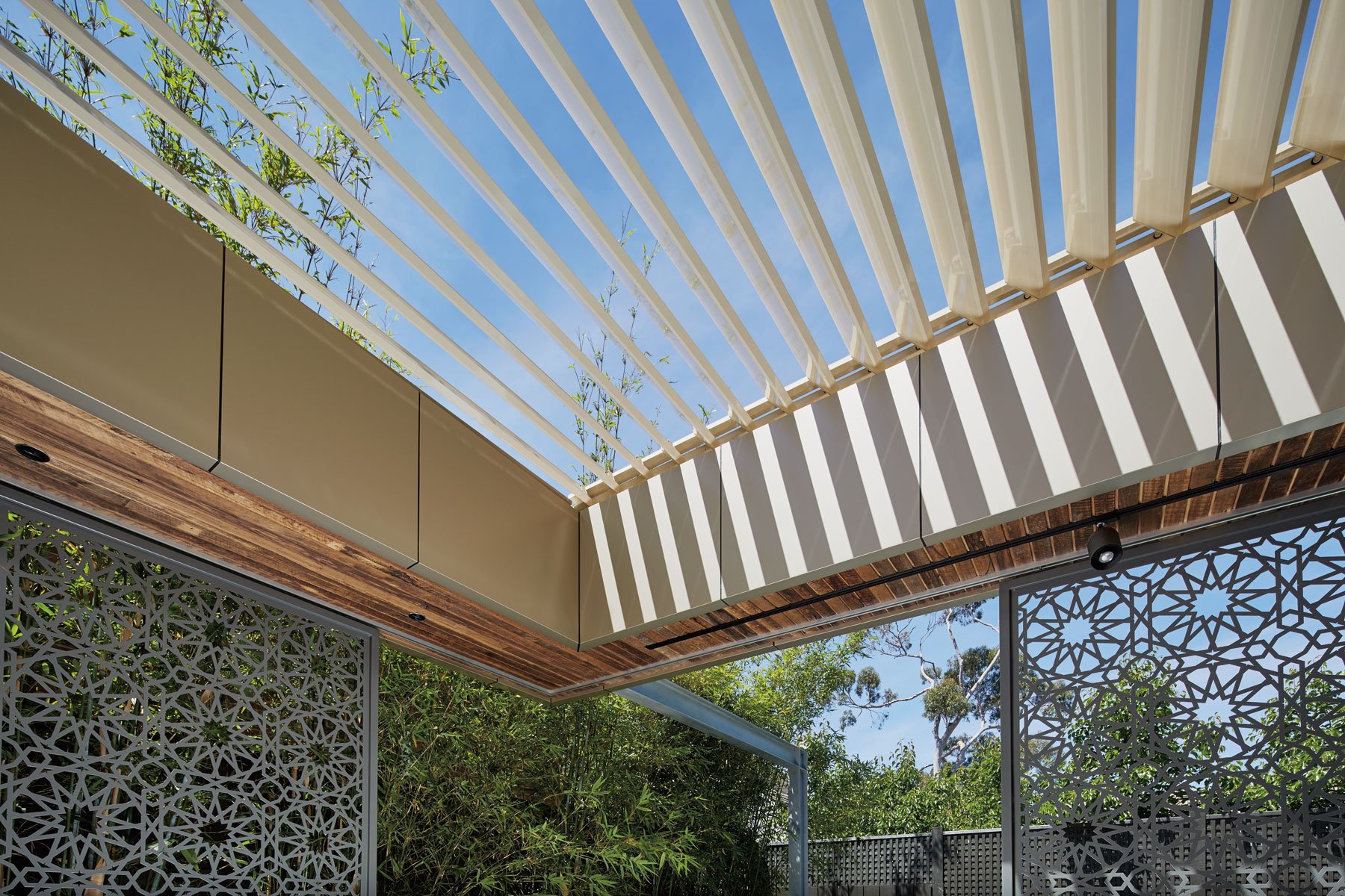 patios-verandah-carports-outback-sunroof-20 (1)